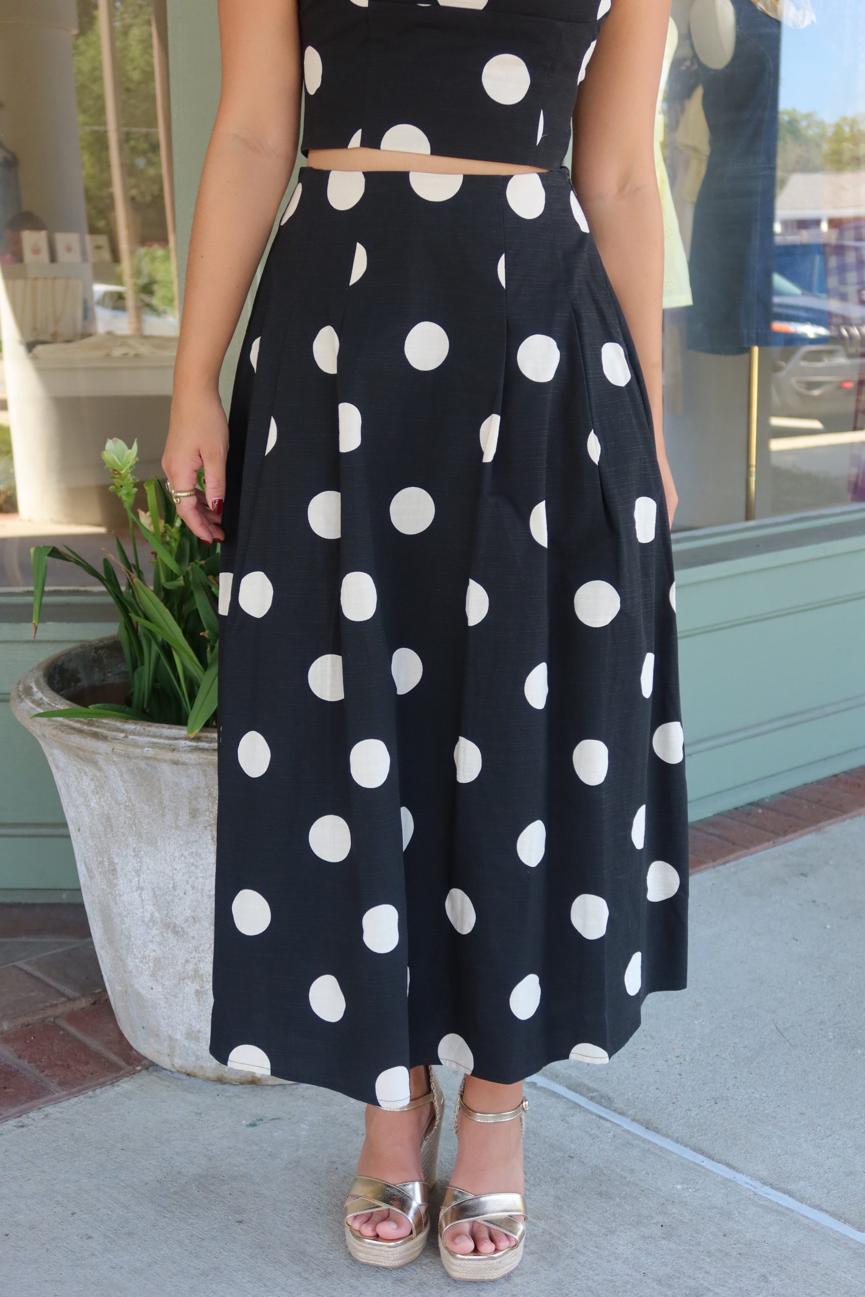 The Classic Monochrome Polka Dot Maxi Set - Image 2
